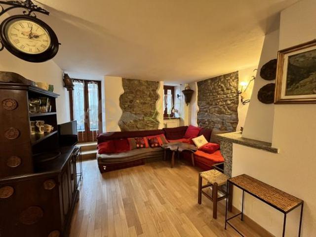 Quadrilocale in affitto a Courmayeur
