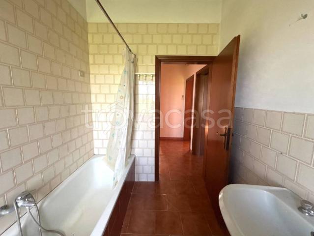 Appartamento in affitto a Curtatone, Mantova