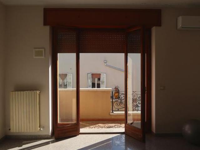 Appartamento in affitto a Puglia, Brindisi