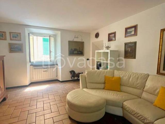 Appartamento in affitto a Levante, Serra Riccò