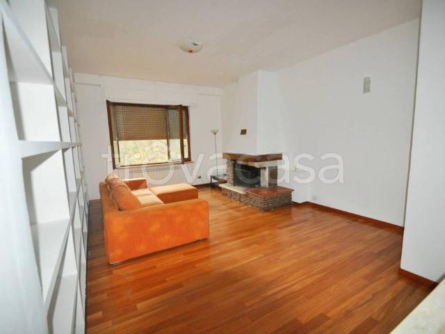 Appartamento in affitto a Vezzano Ligure, Liguria