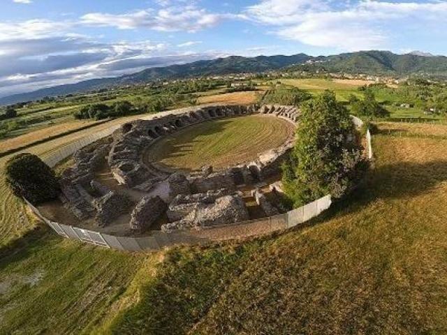 Appartamento in affitto a Luni, Liguria