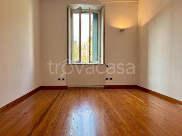 Appartamento in affitto a Municipio 8 di Milano, Milano