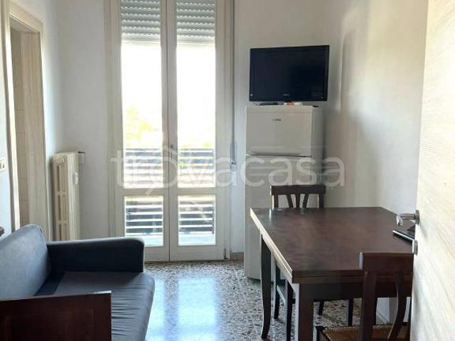 Appartamento in affitto a Punta, Modena