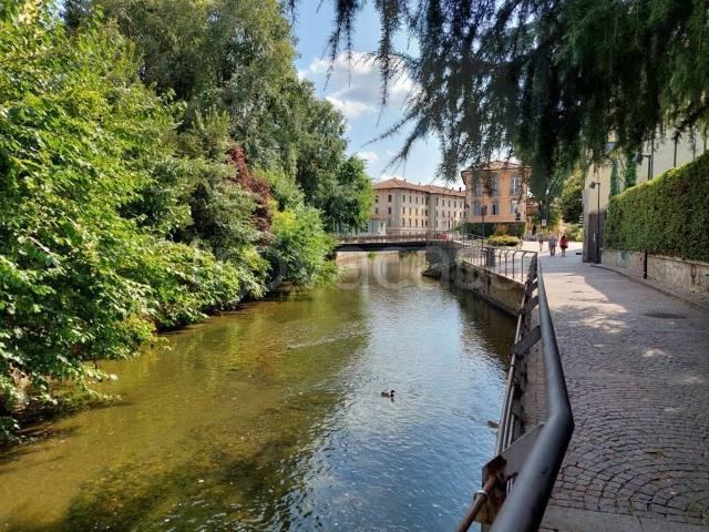 Appartamento in affitto a Centro, Monza