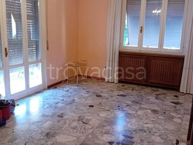 Quadrilocale in affitto a Parma, Montanara