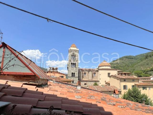 Appartamento in affitto a Ricciano, Pescia