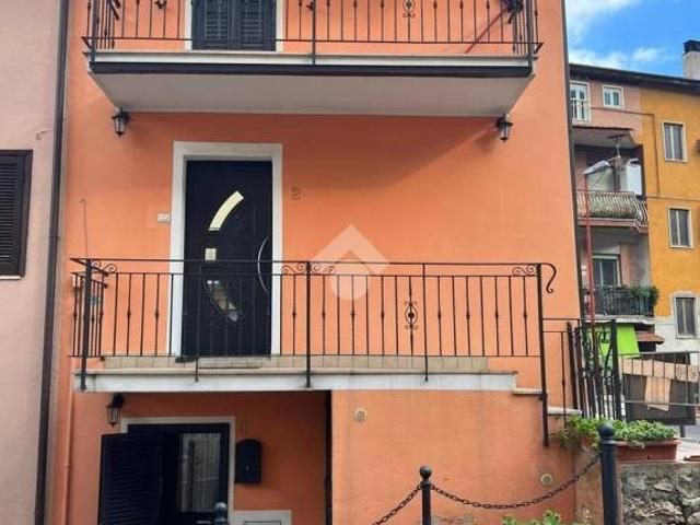 Appartamento in affitto a Roccagorga, Lazio