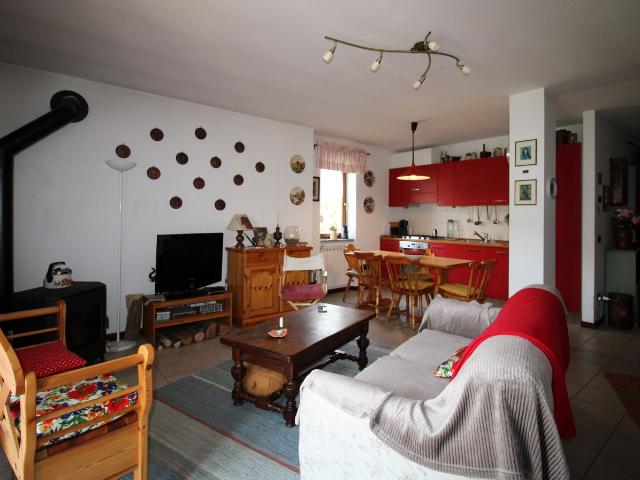 Appartamento in vendita a Lanzo d'Intelvi, Como