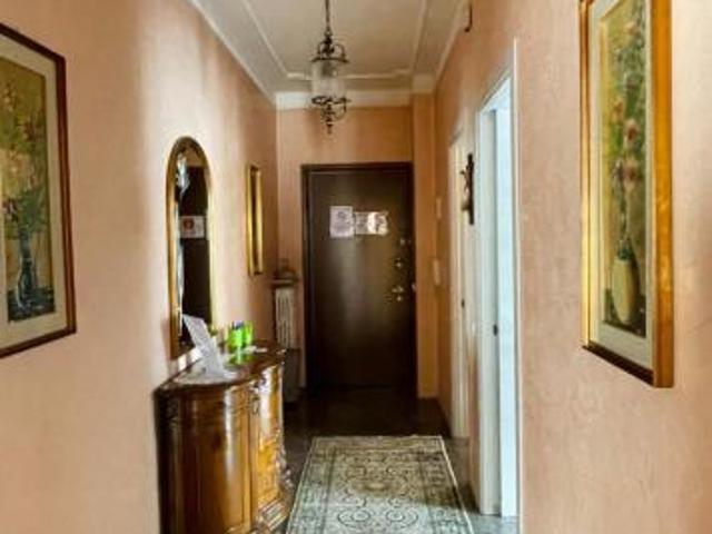 Appartamento in vendita a Bergamo