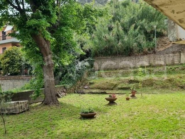 Appartamento in vendita a Carrara, Toscana