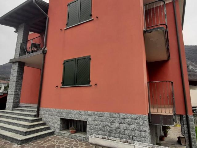 Appartamento in vendita a Colognola, Casazza
