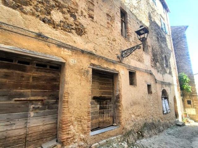Appartamento in vendita a Casperia, Lazio