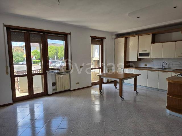 Appartamento in vendita a Castel D'azzano, Veneto