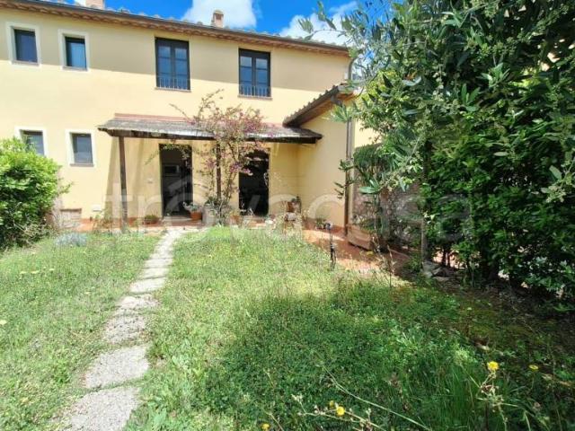 Appartamento in vendita a Castellina Marittima, Toscana