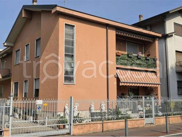 Appartamento in vendita a Cernusco Sul Naviglio, Lombardia