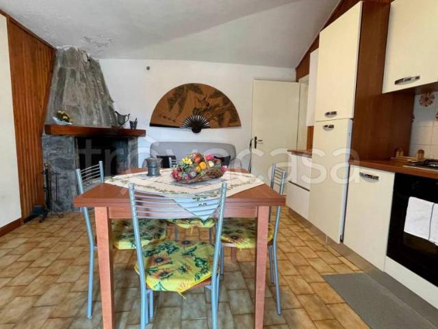 Appartamento in vendita a Civo, Lombardia