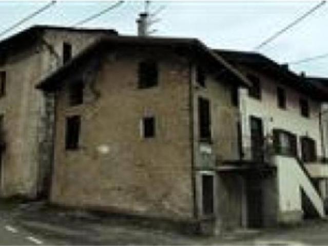 Appartamento in vendita a Colorina, Lombardia