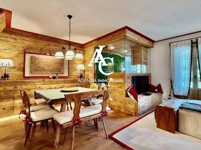 Appartamento in vendita a Cortina D'ampezzo, Veneto