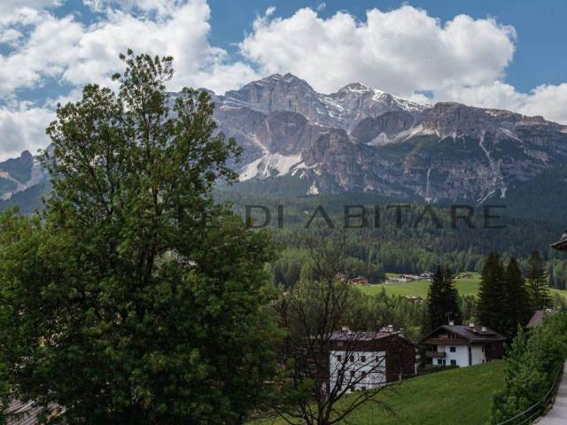 Appartamento in vendita a Cortina D'ampezzo, Veneto