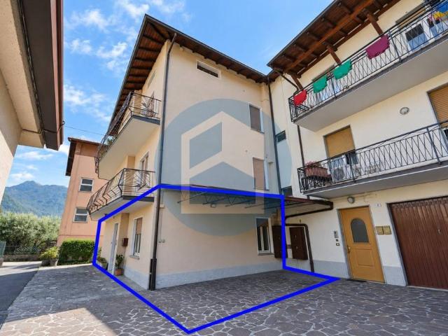Appartamento in vendita a Volpino, Costa Volpino