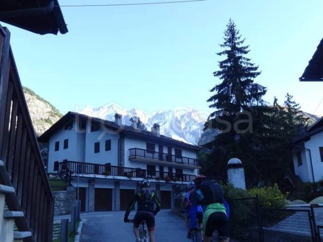 Appartamento in vendita a Dolonne, Courmayeur