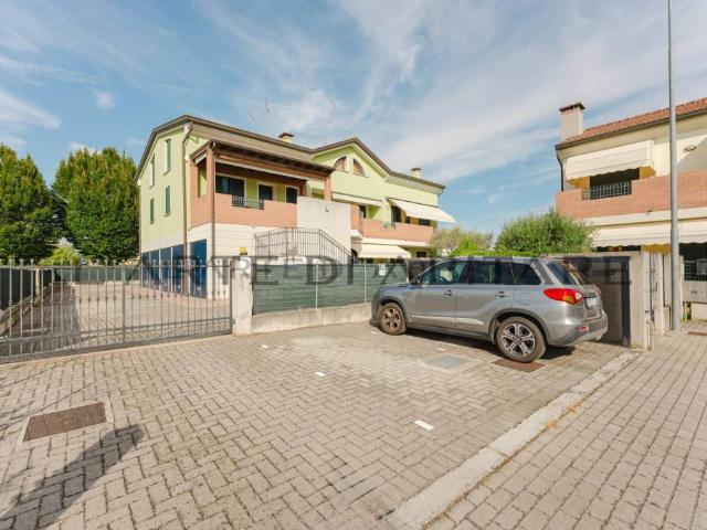 Appartamento in vendita a Eraclea, Venezia