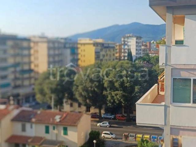 Appartamento in vendita a Quartiere 5, Firenze