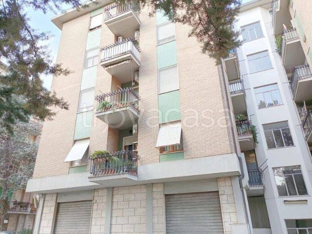 Appartamento in vendita a Foligno, Umbria