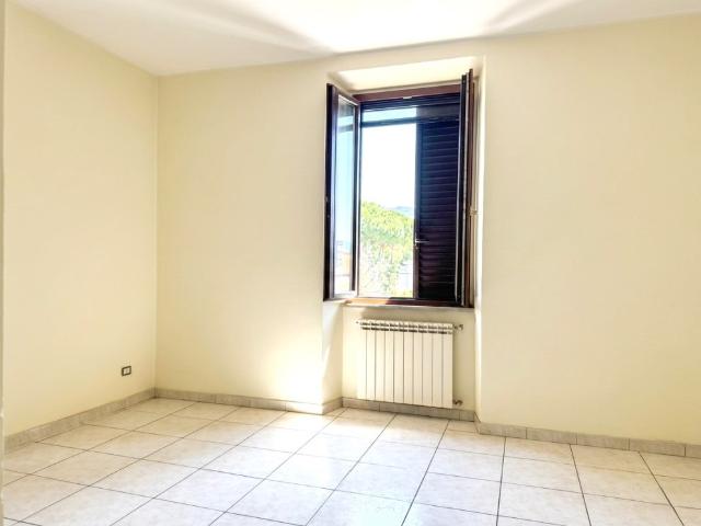 Appartamento in vendita a Frosinone, Lazio