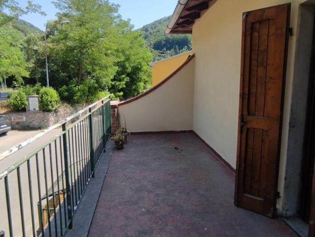 Appartamento in vendita a Vicchio, Toscana