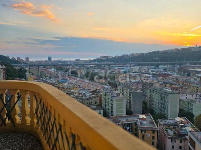 Appartamento in vendita a Certosa, Genova