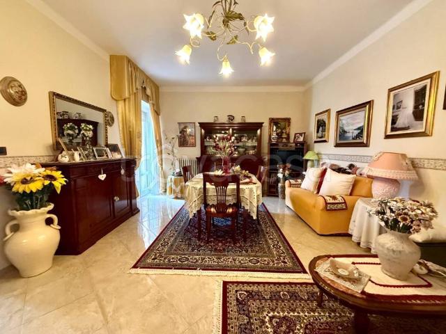 Appartamento in vendita a Oliveto, Imperia