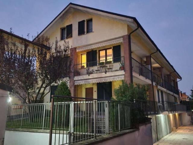 Appartamento in vendita a Casa Cairola, Landriano