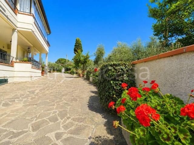Appartamento in vendita a Larciano, Toscana