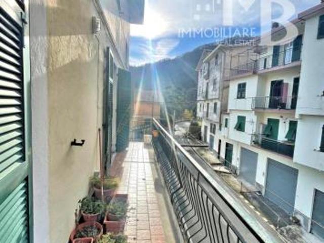 Appartamento in vendita a Lumarzo, Liguria