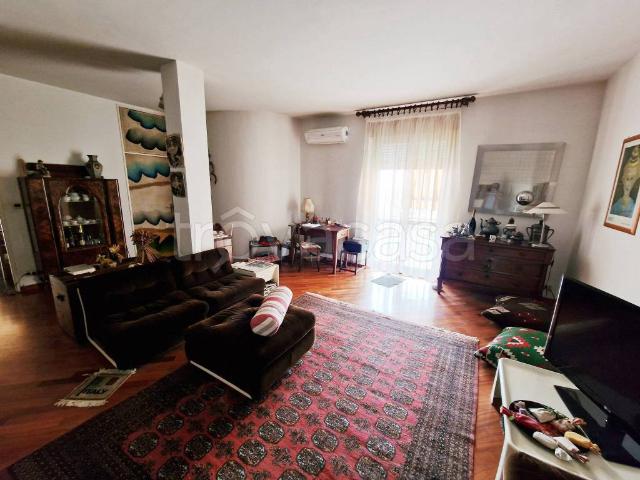Appartamento in vendita a Mede, Lombardia
