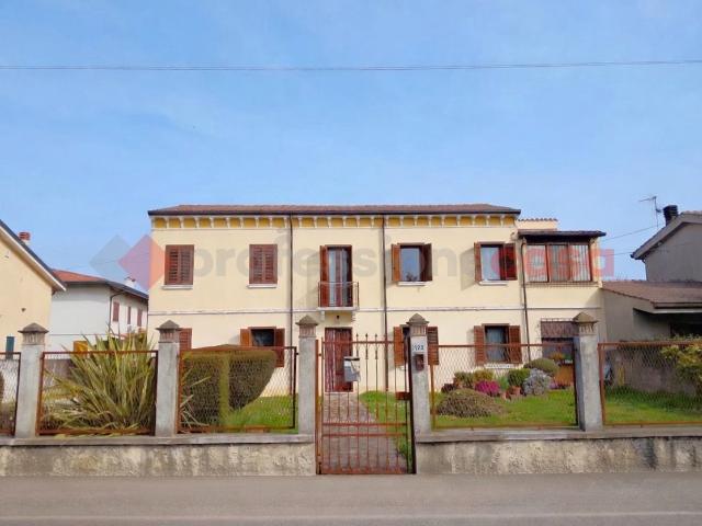 Villa Indipendente in vendita a Minerbe, Veneto