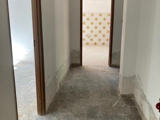 Appartamento in vendita a Calabria, Reggio Calabria