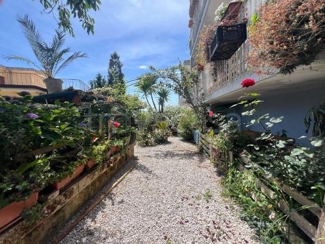 Appartamento in vendita a Montecorvino Pugliano, Campania