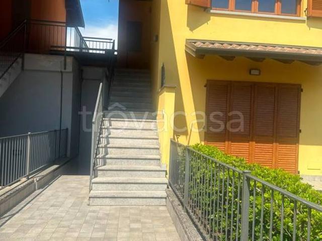 Appartamento in vendita a Osio Sotto, Lombardia