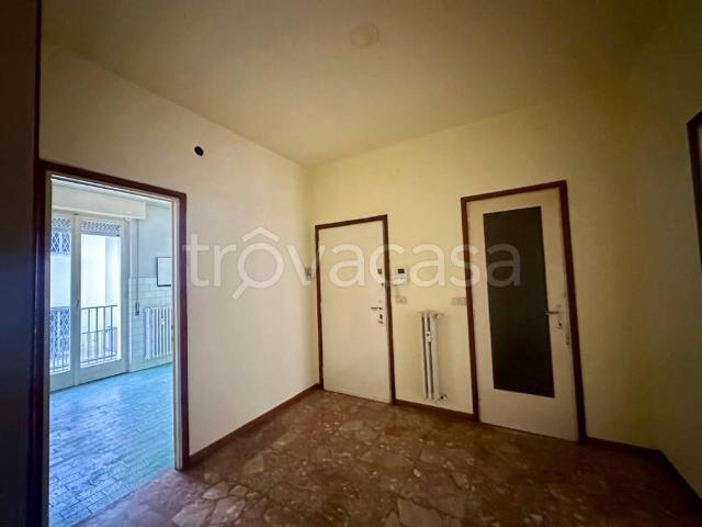 Appartamento in vendita a Parma Centro, Parma