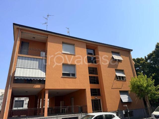 Appartamento in vendita a Montanara, Parma