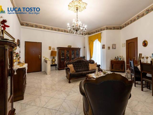 Appartamento in vendita a Paternò, Sicilia