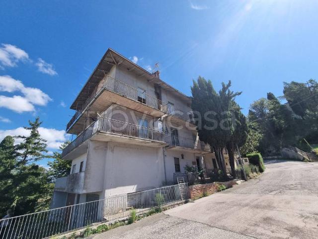 Appartamento in vendita a Cenerente, Umbria