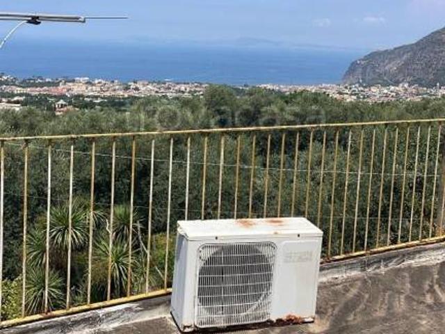 Appartamento in vendita a Piano Di Sorrento, Campania