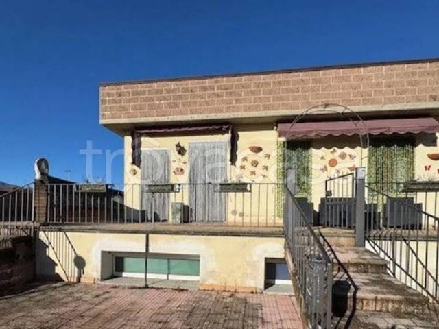 Appartamento in vendita a Poppi, Toscana