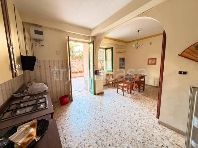 Appartamento in vendita a Calabria, Reggio Calabria
