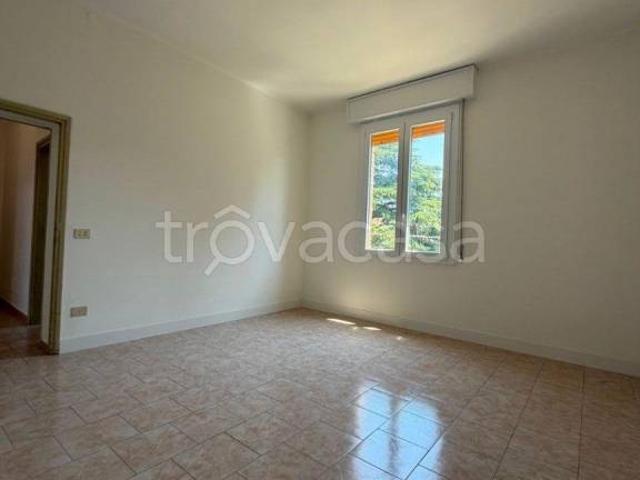 Appartamento in vendita a Canali, Re