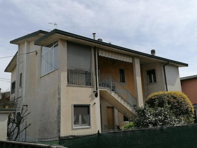 Appartamento in vendita a Rivolta D'adda, Lombardia